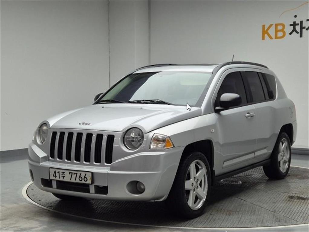 Jeep Compass 2009 Plateado - Importación desde Corea - HF Imports Iquique - Foto 1