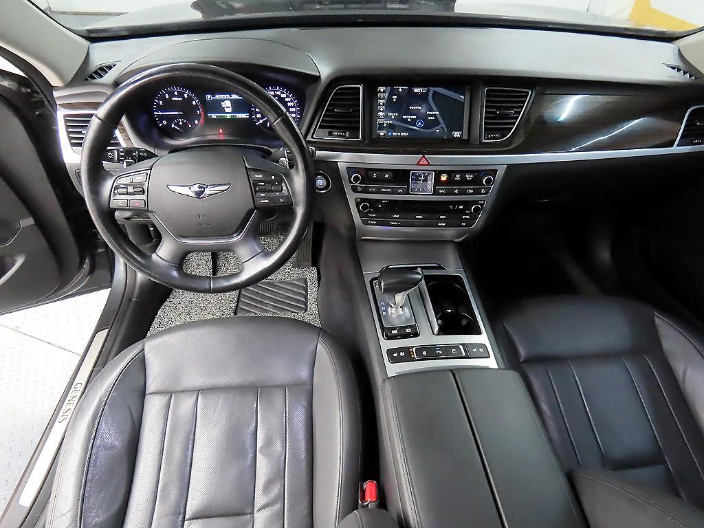 Genesis G80 - Vista 7