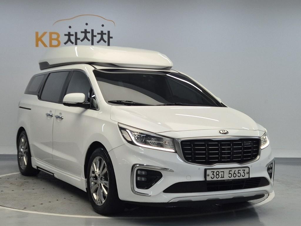 KIA Carnival - Vista 4