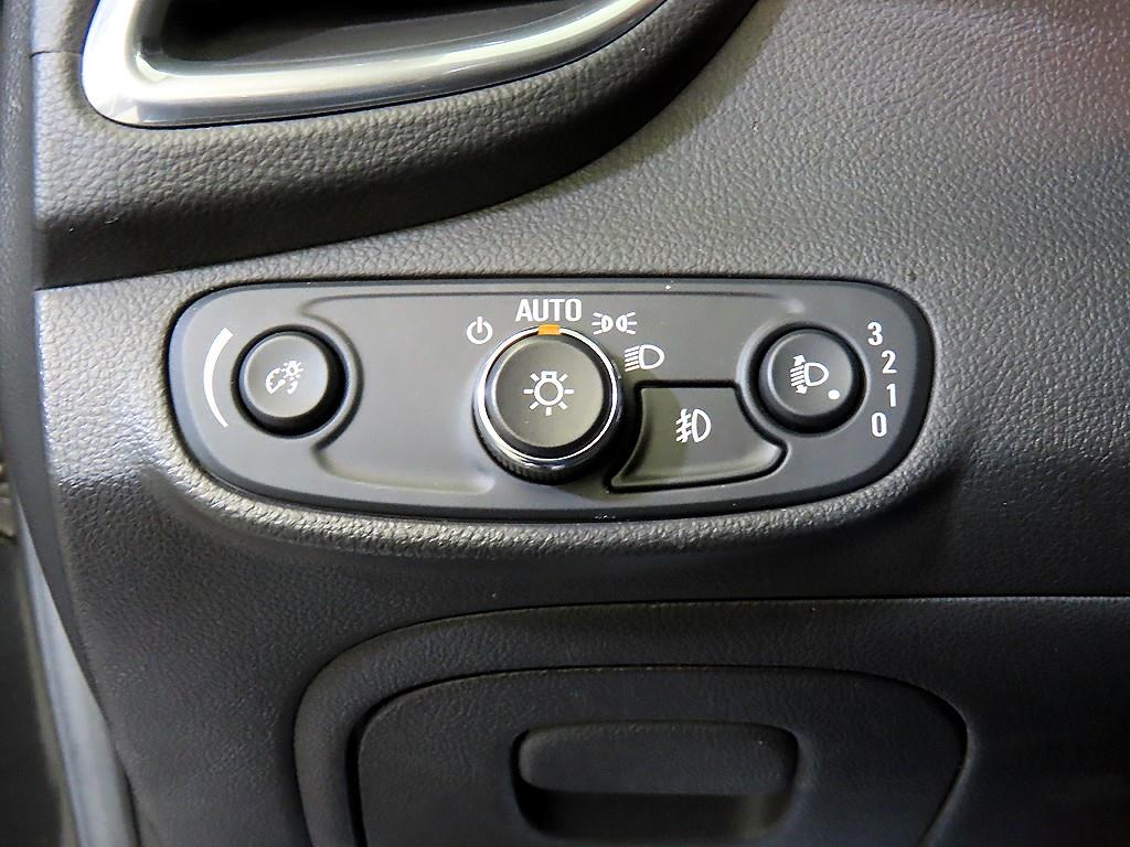 Chevrolet Trax 2017 Gris - Importación desde Corea - HF Imports Iquique - Foto 14