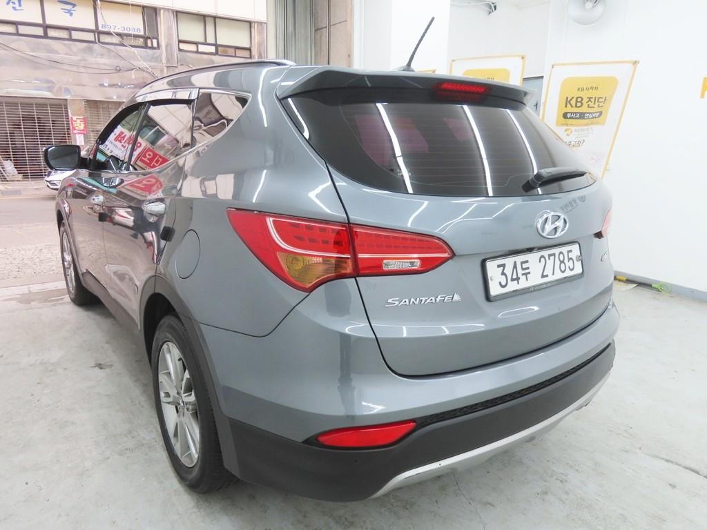 HYUNDAI Santa Fe - Vista 4