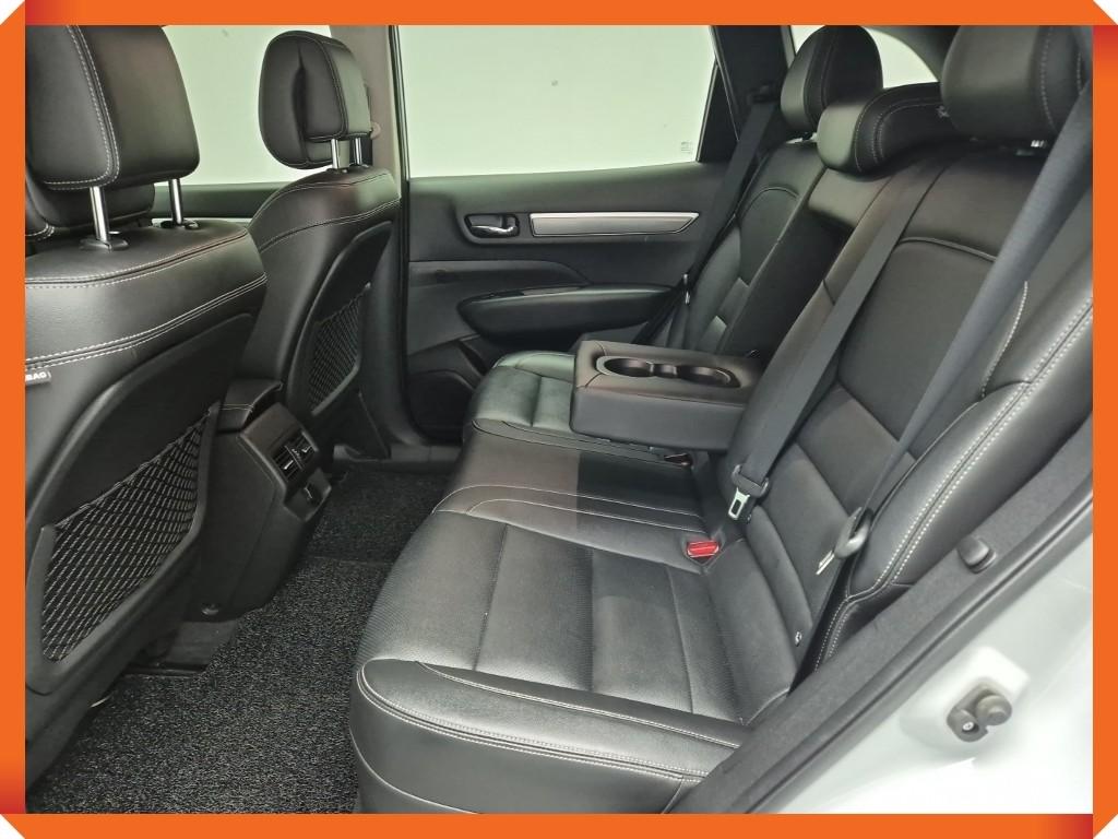 SAMSUNG QM6 - Vista 9