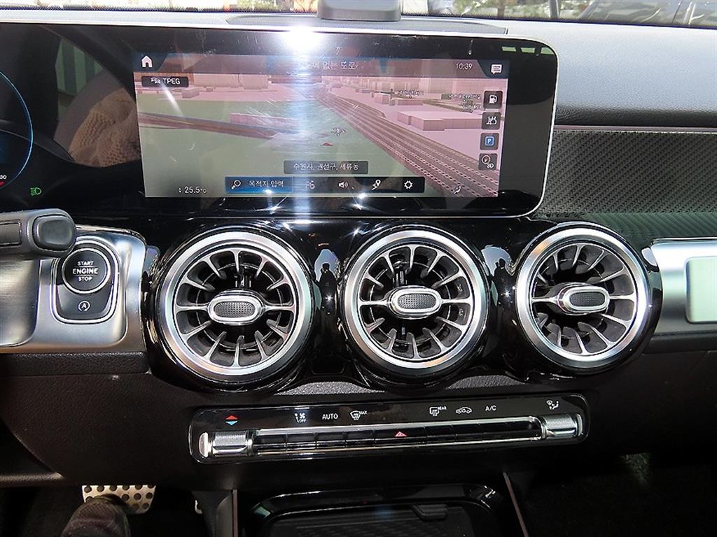 Mercedes Benz GLB Class 2020 Blanco - Importación desde Corea - HF Imports Iquique - Foto 13