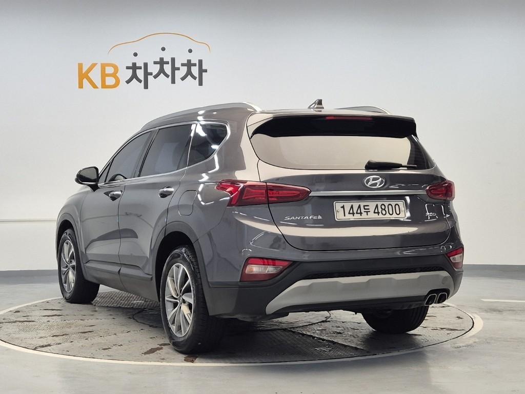 HYUNDAI Santa Fe - Vista 2