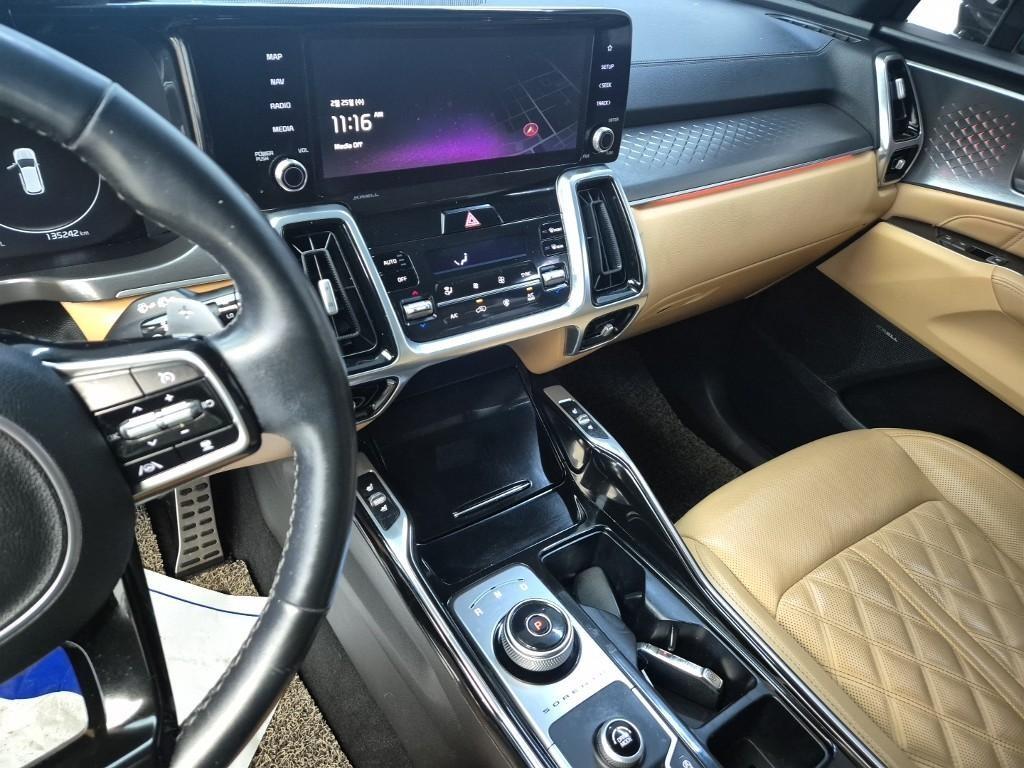 KIA Sorento - Vista 10