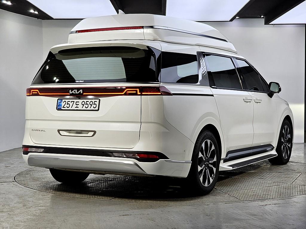 KIA Carnival - Vista 4