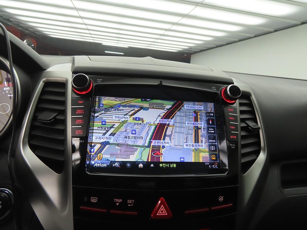 Ssangyong Tivoli 2016 Blanco - Importación desde Corea - HF Imports Iquique - Foto 13