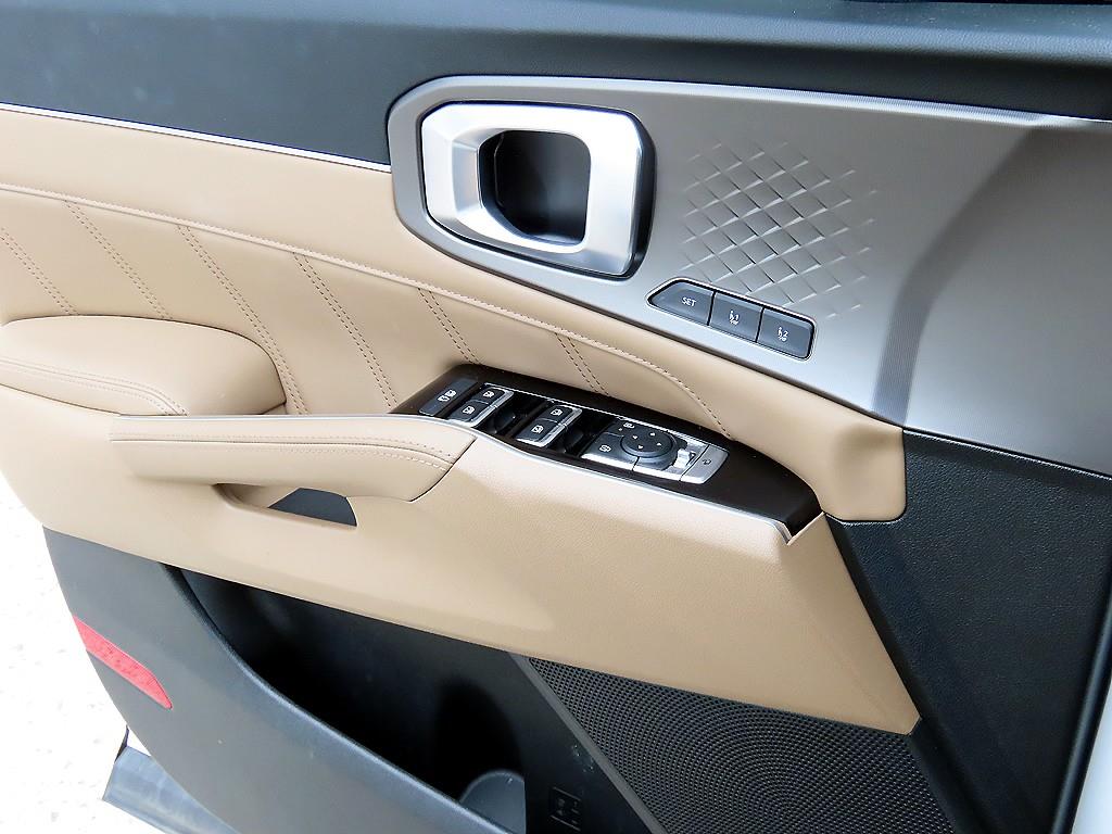 KIA Sorento - Vista 12