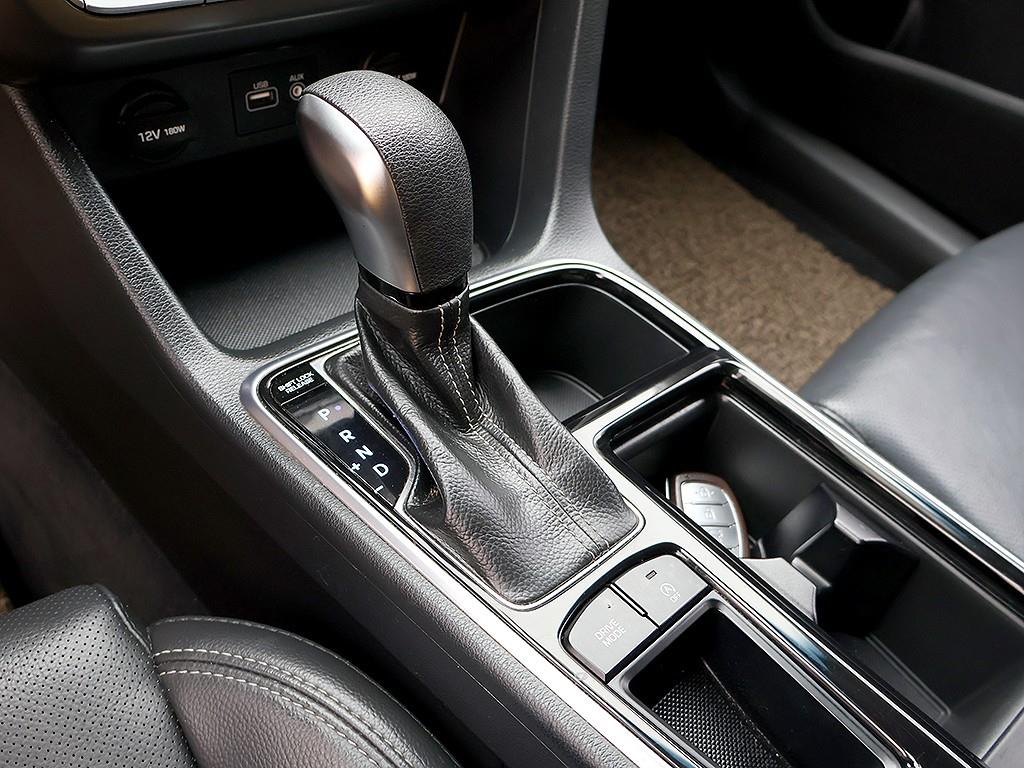 HYUNDAI Sonata 2018 Gris - Importación desde Corea - HF Imports Iquique - Foto 7