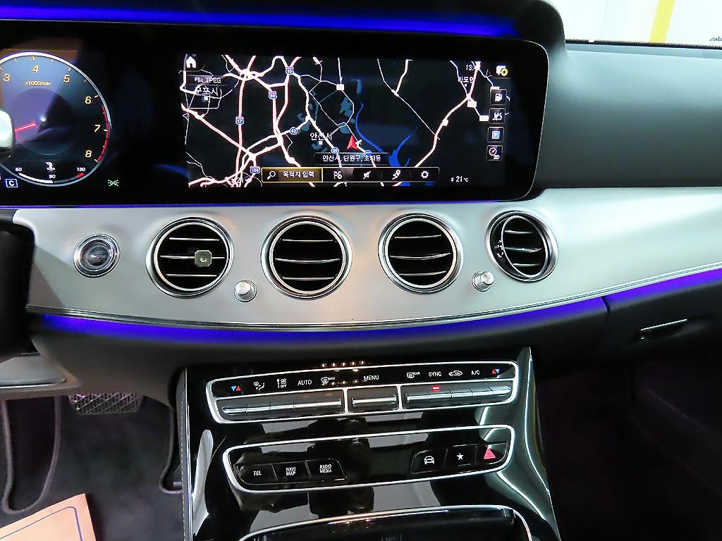 Mercedes Benz E class 2021 Negro - Importación desde Corea - HF Imports Iquique - Foto 14