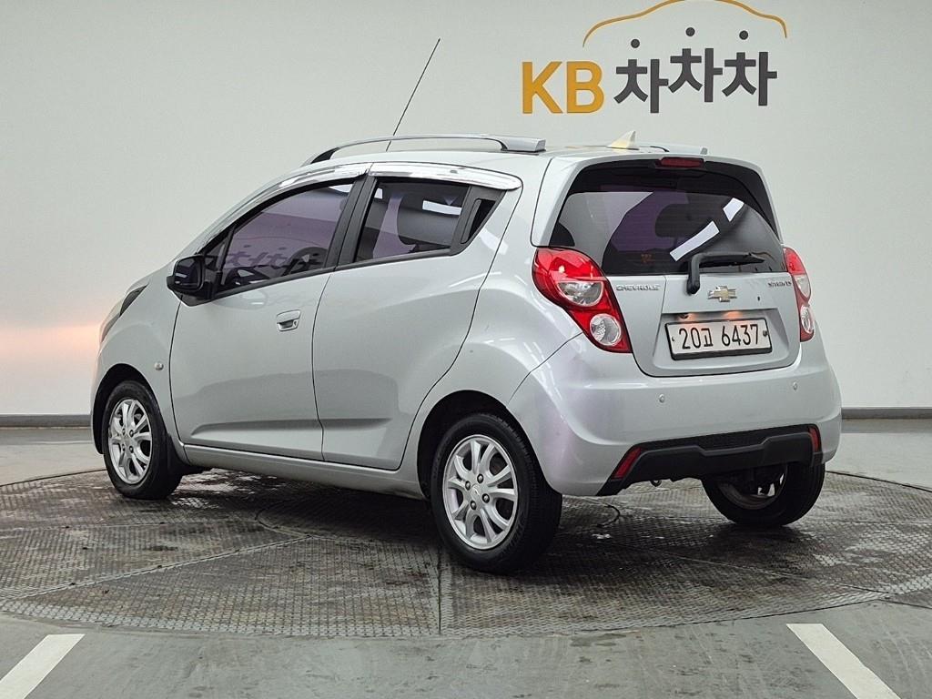 Chevrolet Spark - Vista 3