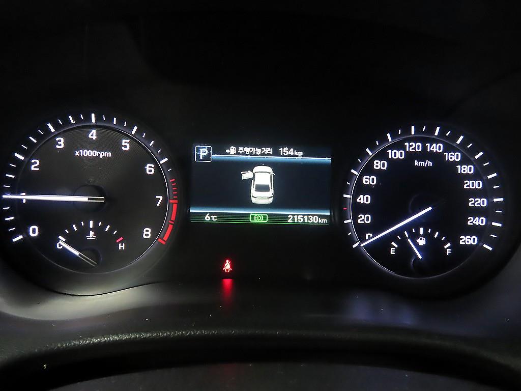 Genesis G80 - Vista 8