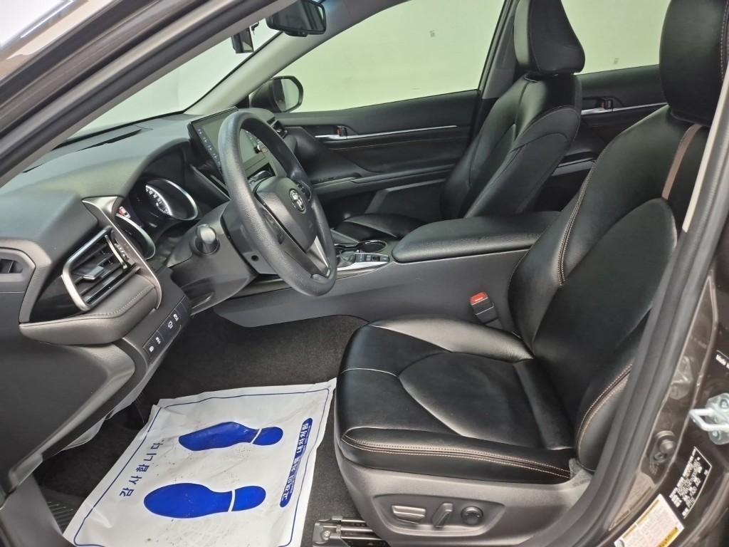 Toyota Camry - Vista 11