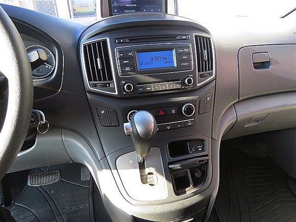 HYUNDAI Starex 2018 Gris - Importación desde Corea - HF Imports Iquique - Foto 8