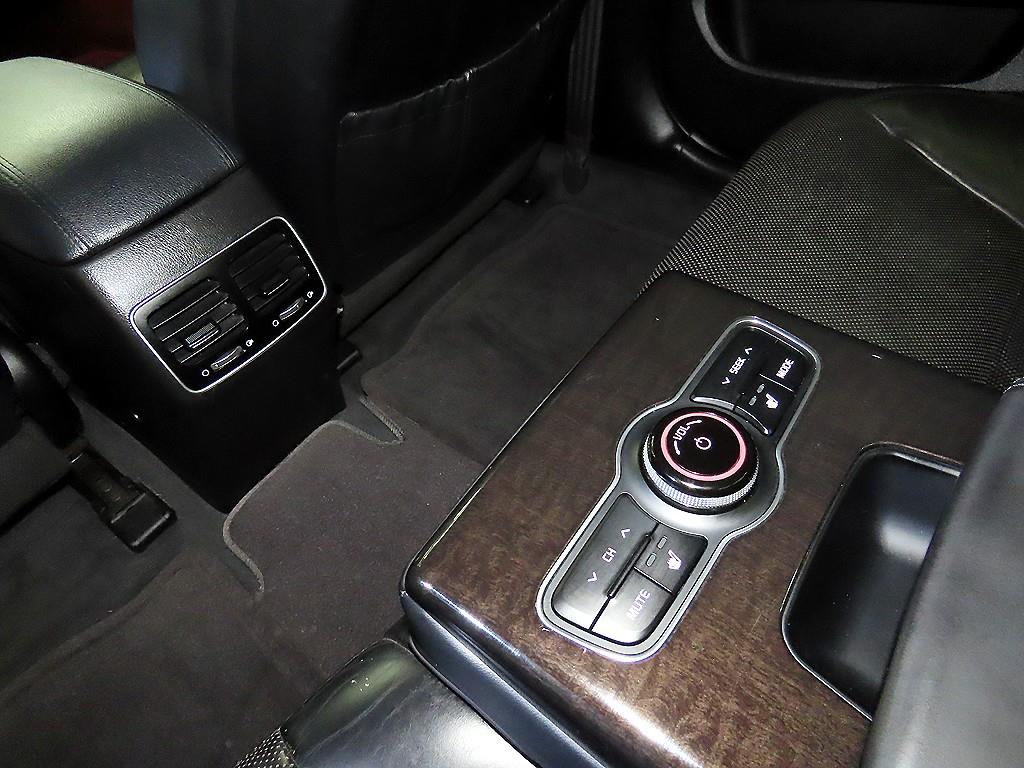 KIA K7 2013 Negro - Importación desde Corea - HF Imports Iquique - Foto 18
