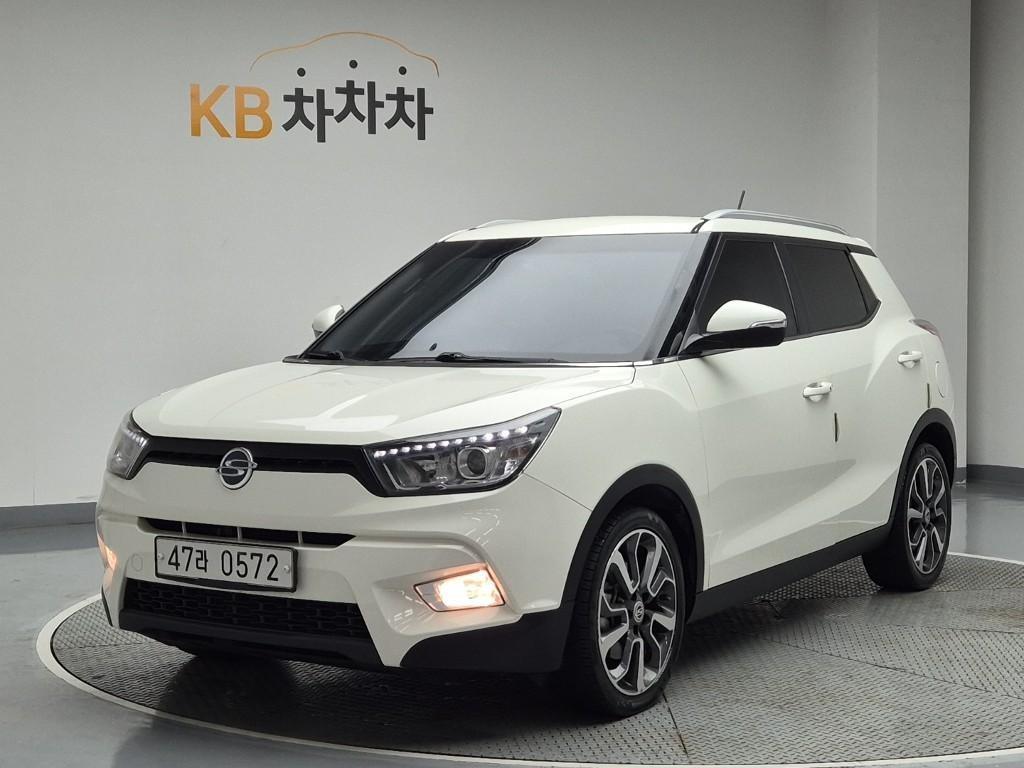 Ssangyong Tivoli 2016 Blanco - Importación desde Corea - HF Imports Iquique - Foto 1