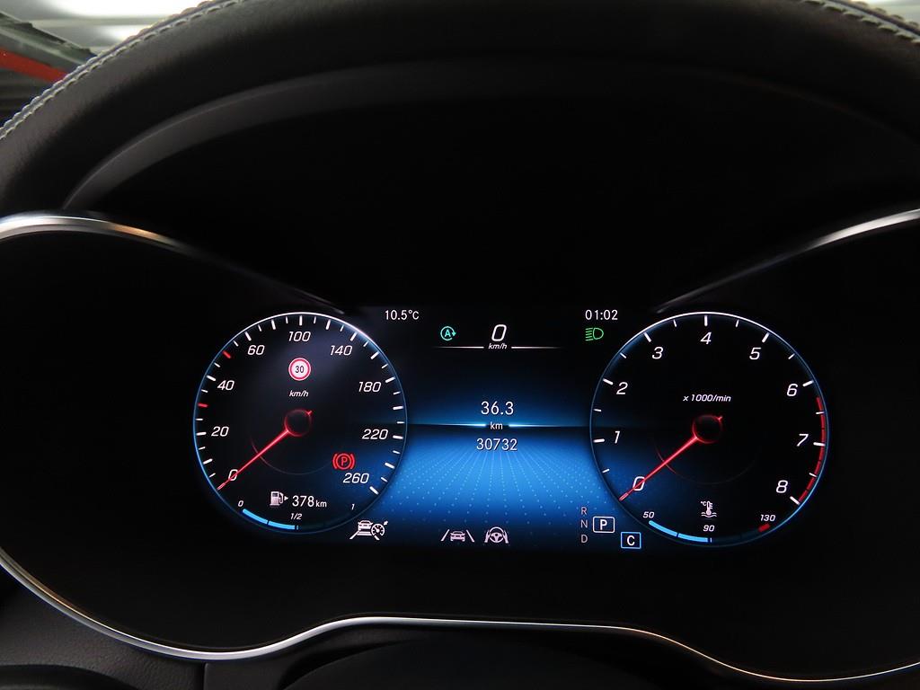 Mercedes Benz C Class - Vista 8