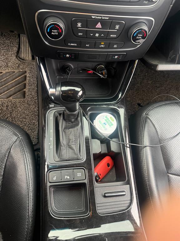 KIA Sorento - Vista 8