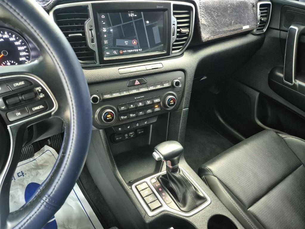 KIA Sportage - Vista 10