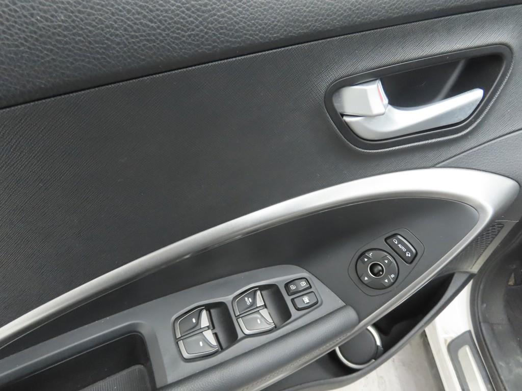 HYUNDAI Santa Fe - Vista 9