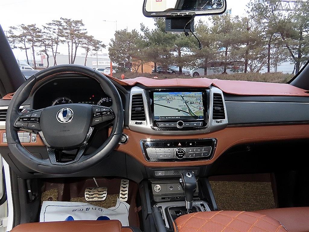 Ssangyong Rexton - Vista 7