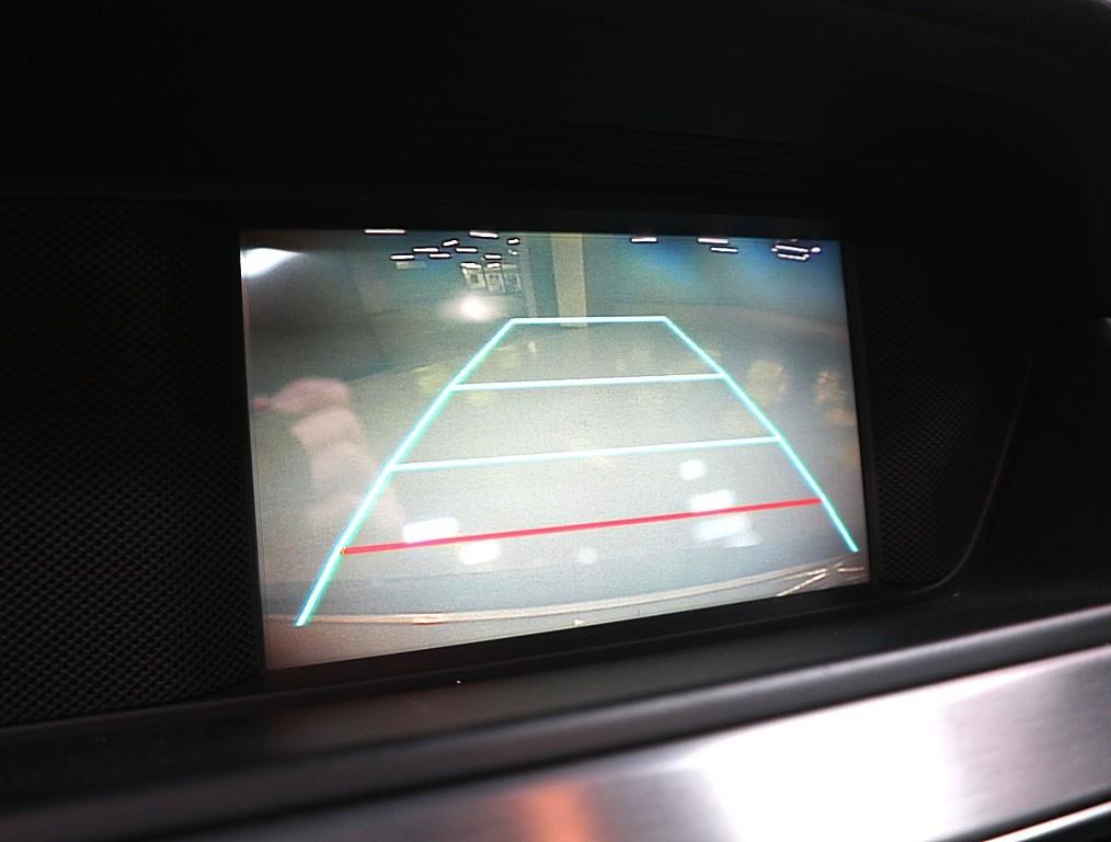 Mercedes Benz C Class - Vista 11