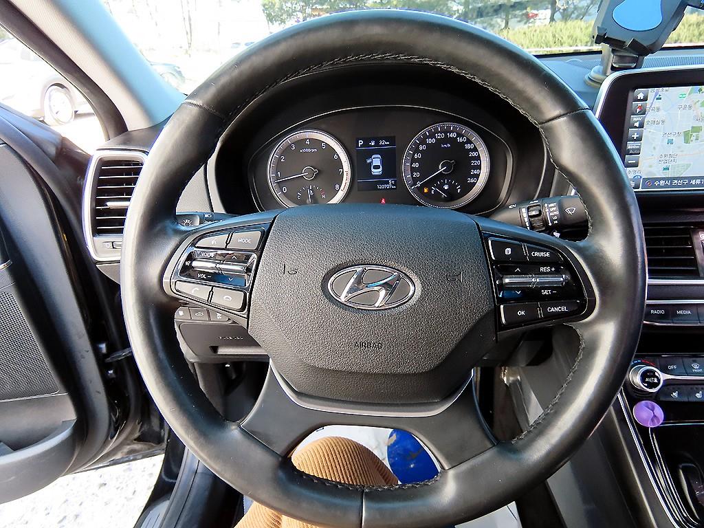 HYUNDAI Grandeur - Vista 8