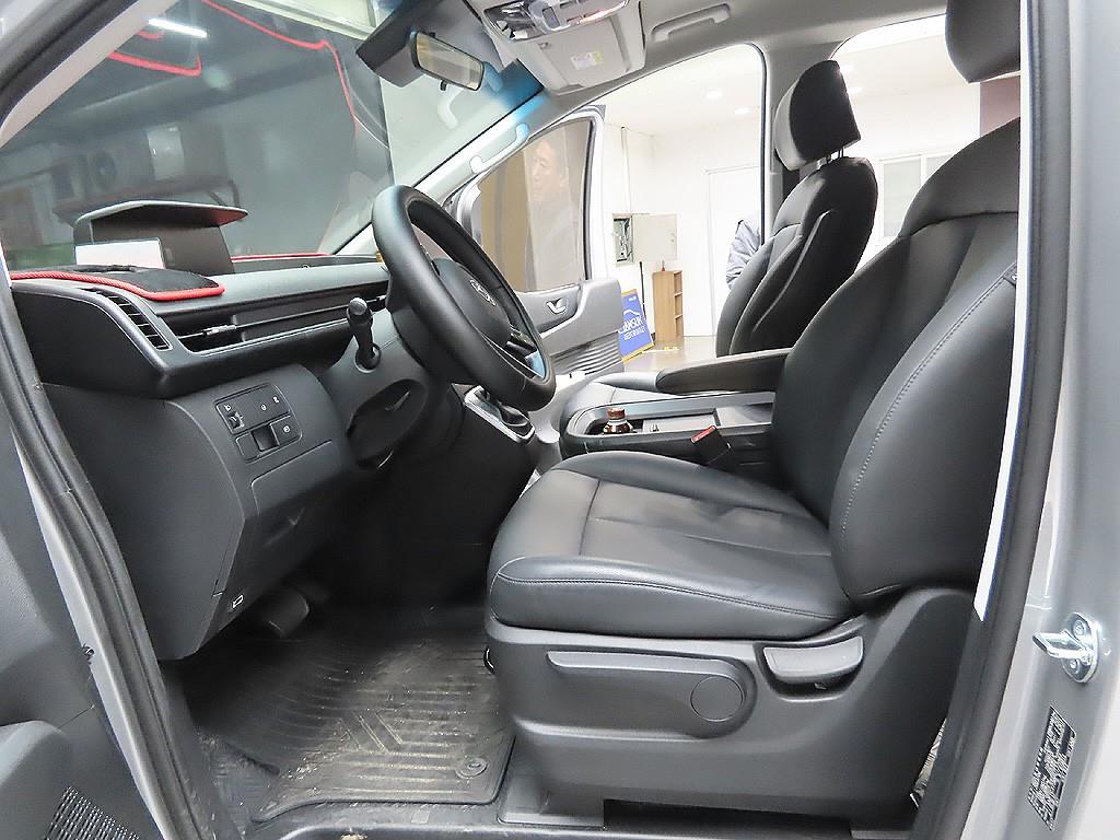 HYUNDAI Staria 2023 Gris - Importación desde Corea - HF Imports Iquique - Foto 10