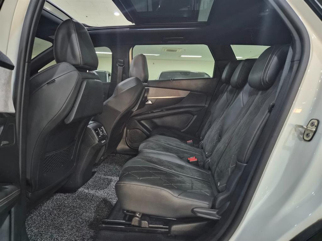 Peugeot 5008 - Vista 12