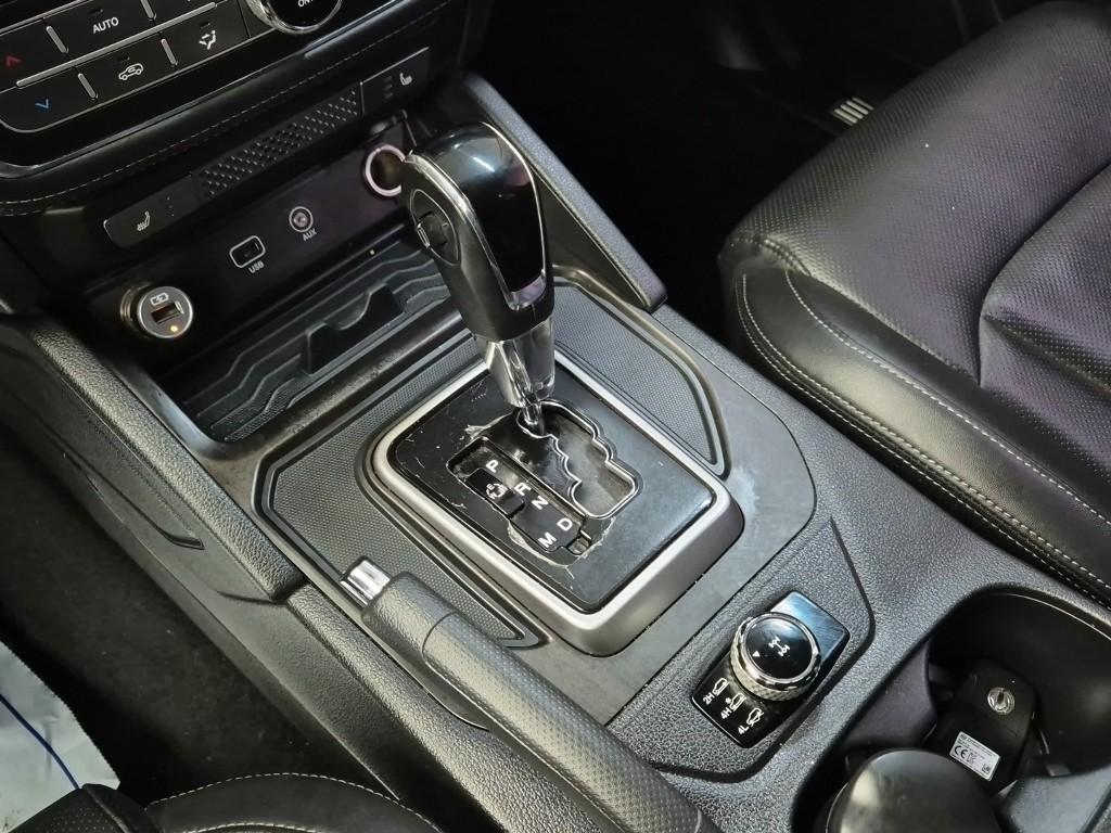 Ssangyong Rexton - Vista 8