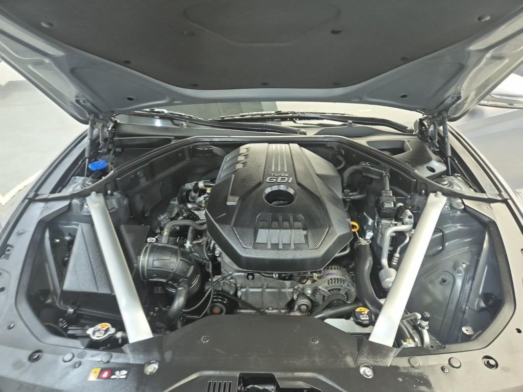 Genesis G70 - Vista 5