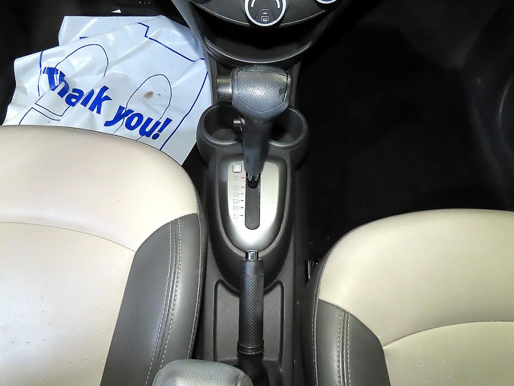 Chevrolet Spark - Vista 12