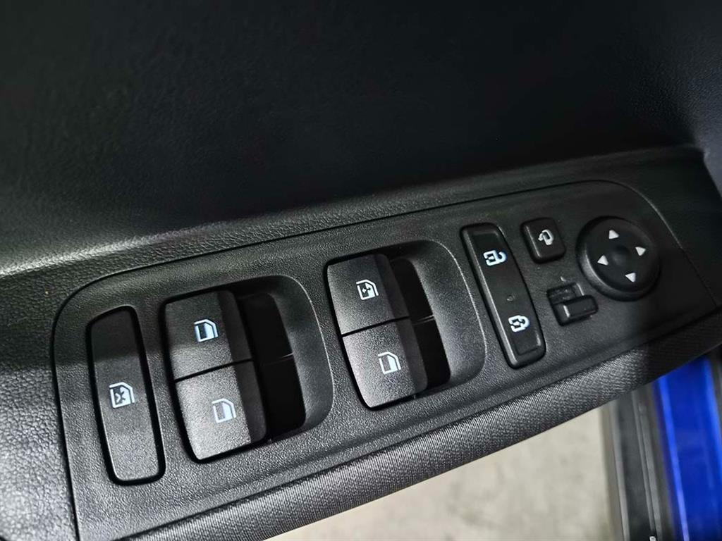 HYUNDAI Casper - Vista 12