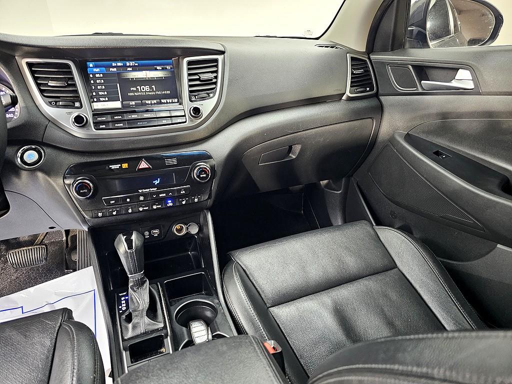 HYUNDAI Tucson - Vista 10