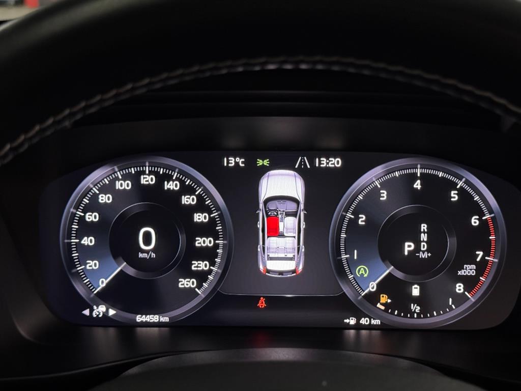 Volvo XC40 - Vista 5