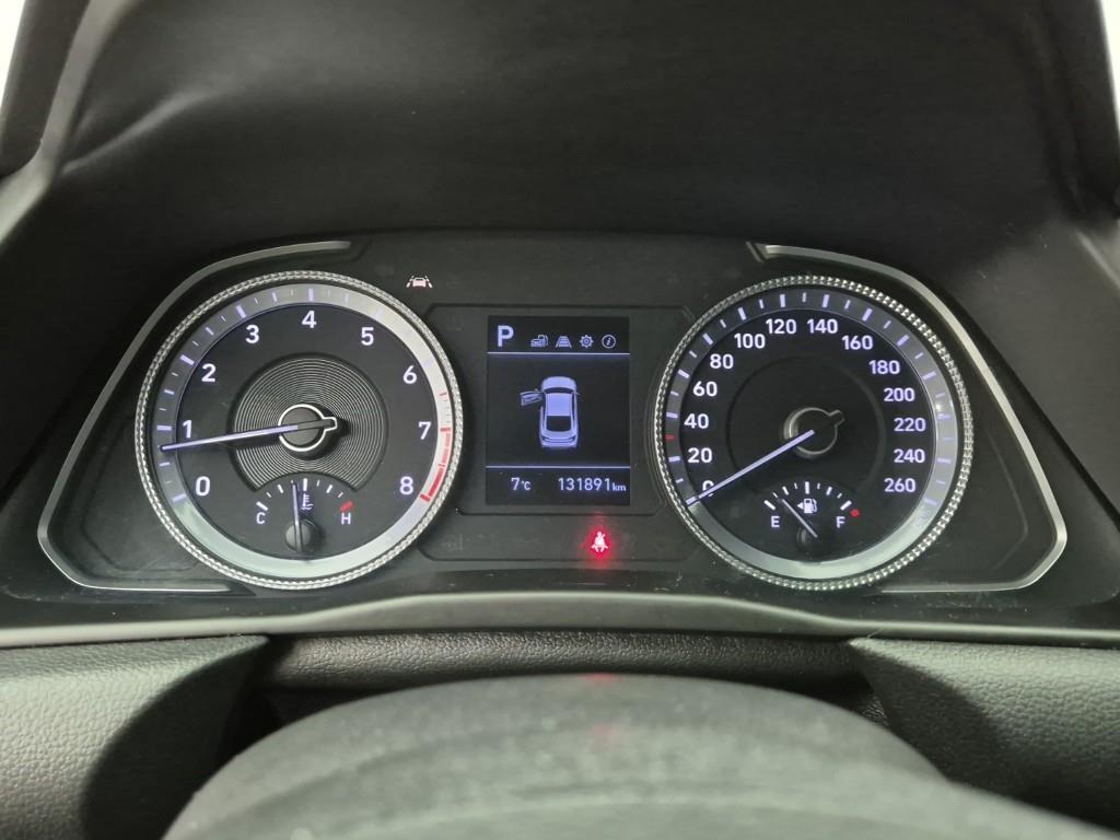 HYUNDAI Sonata - Vista 7