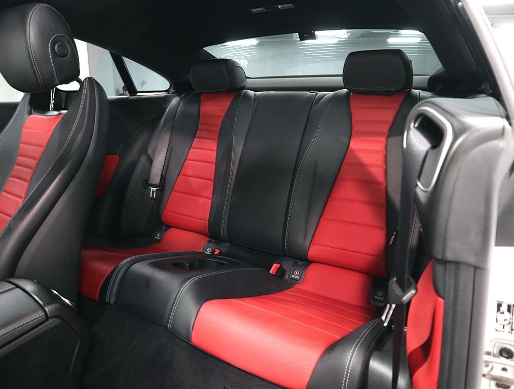 Mercedes Benz E class - Vista 10