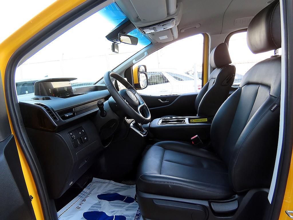 HYUNDAI Staria - Vista 5