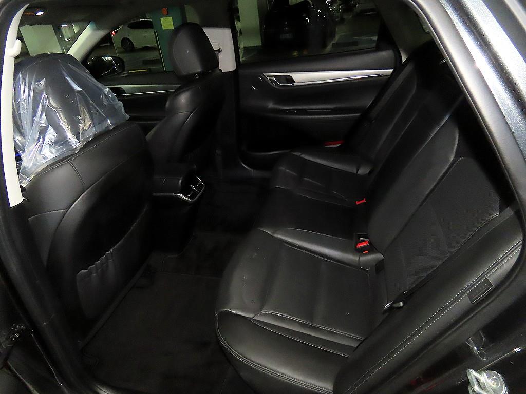 HYUNDAI Grandeur - Vista 7