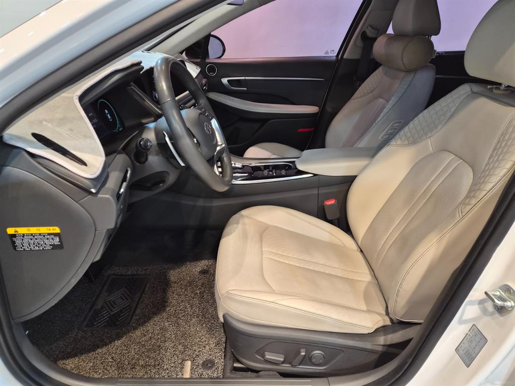 HYUNDAI Sonata - Vista 10