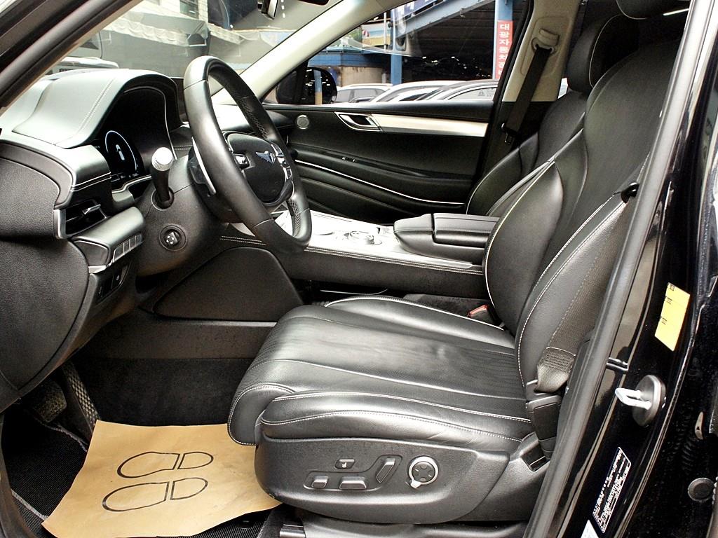 Genesis GV80 - Vista 9