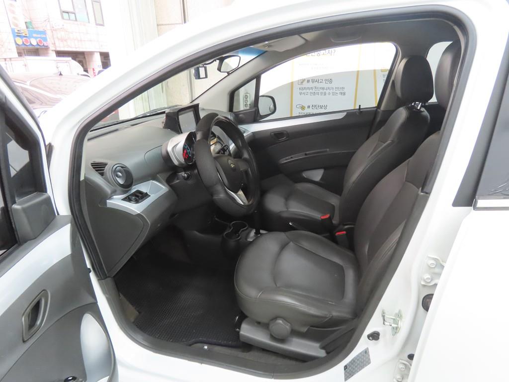 Chevrolet Spark - Vista 5