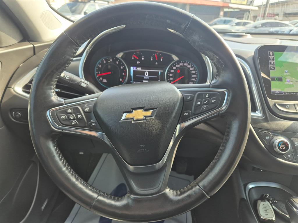 Chevrolet Malibu - Vista 12