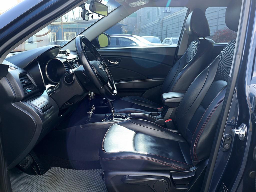 Ssangyong Tivoli 2017 Azul - Importación desde Corea - HF Imports Iquique - Foto 13