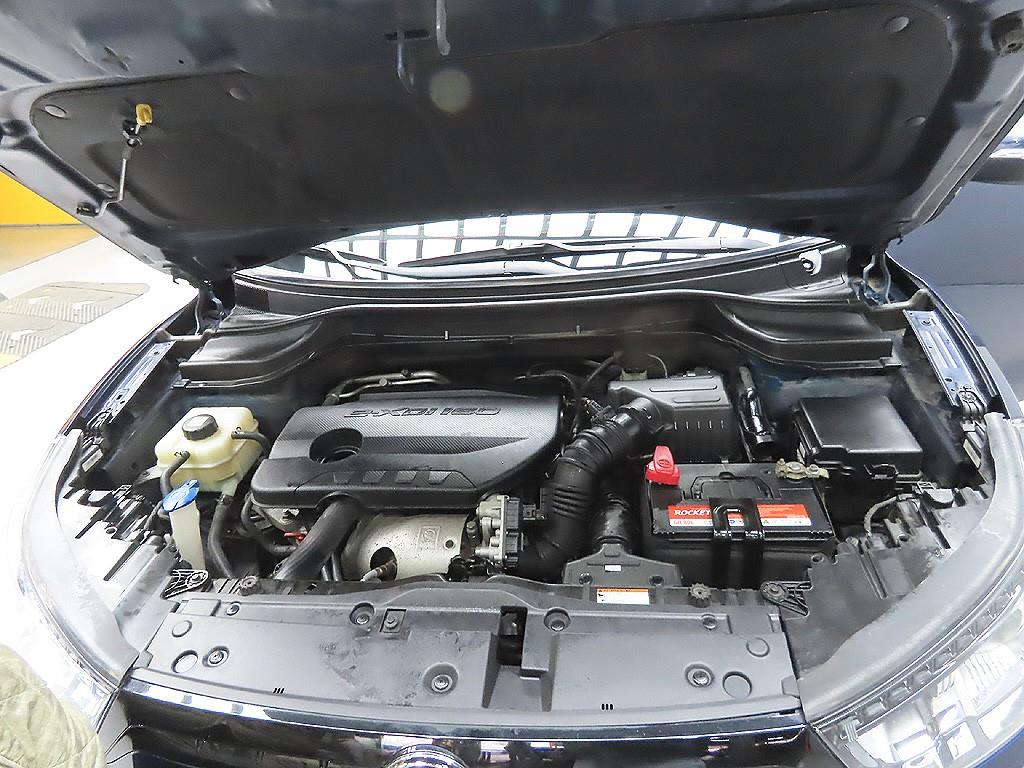 Ssangyong Tivoli - Vista 11