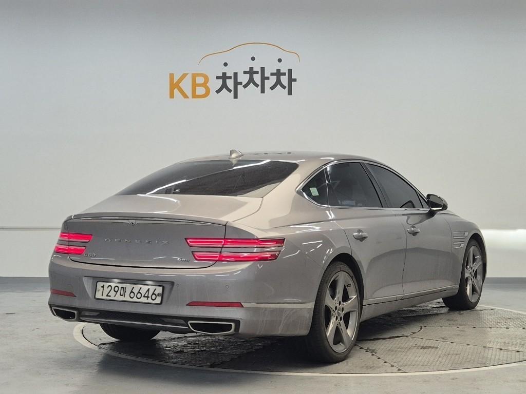 Genesis G80 - Vista 3