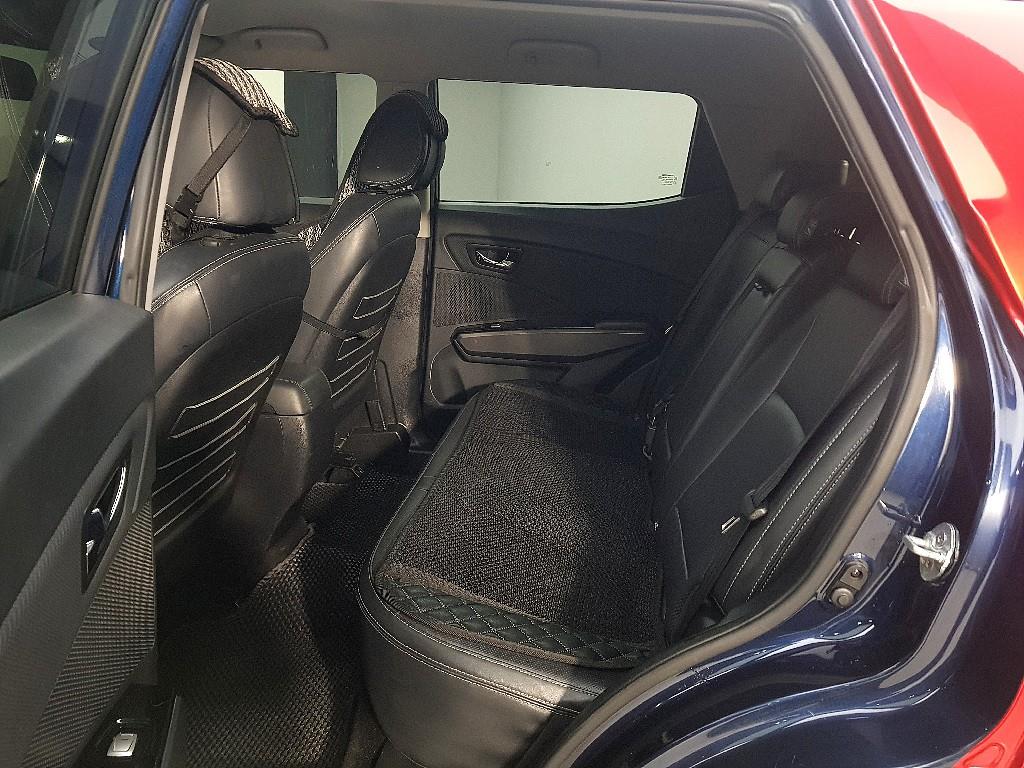 Ssangyong Tivoli - Vista 9