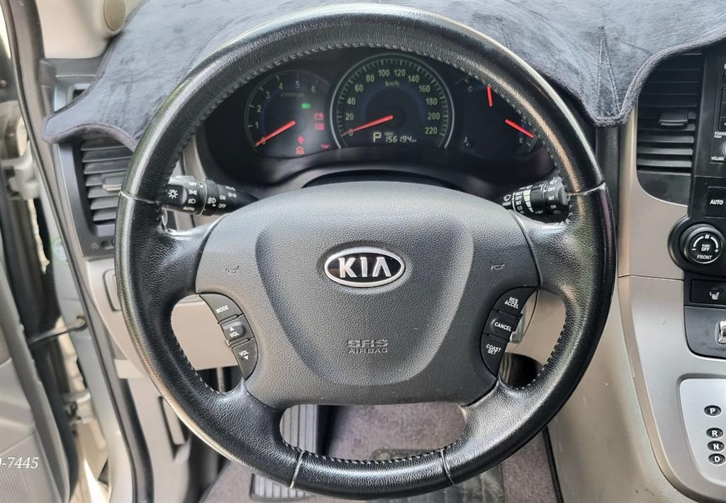 KIA Carnival 2011 Gris - Importación desde Corea - HF Imports Iquique - Foto 18