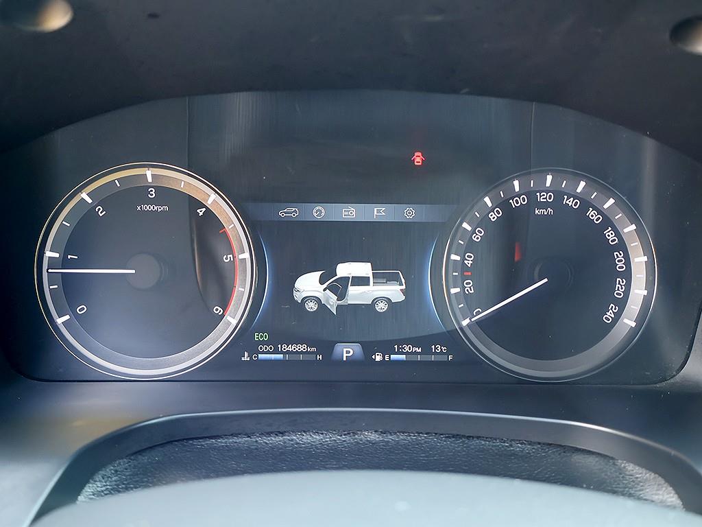 Ssangyong Rexton - Vista 11