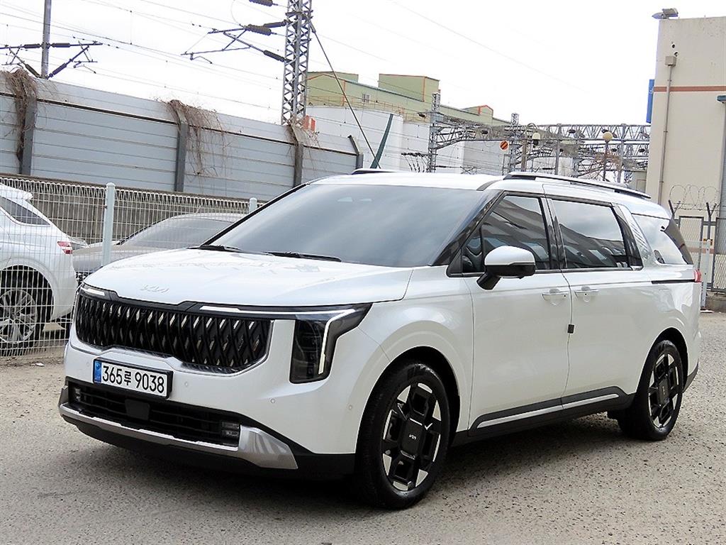 KIA Carnival - Vista 2